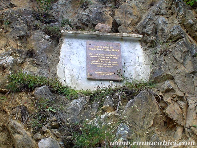 Placa de la cada de Luis Ocaa