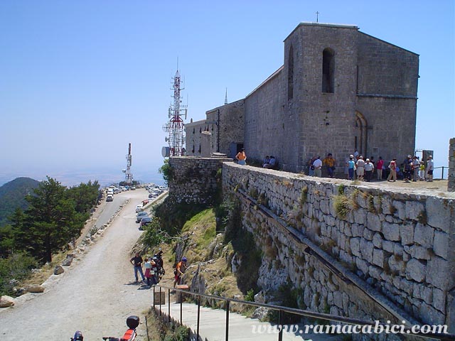 Santuari de la Mare de Deu del  Mont