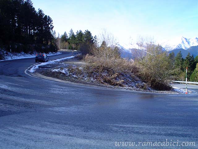 Penltima curva de la subida