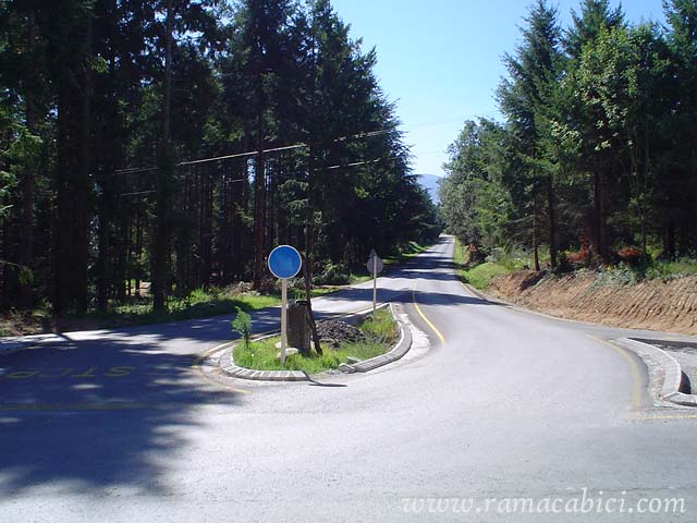 Coll de Gomara y cruce a Santa Fe del Montseny