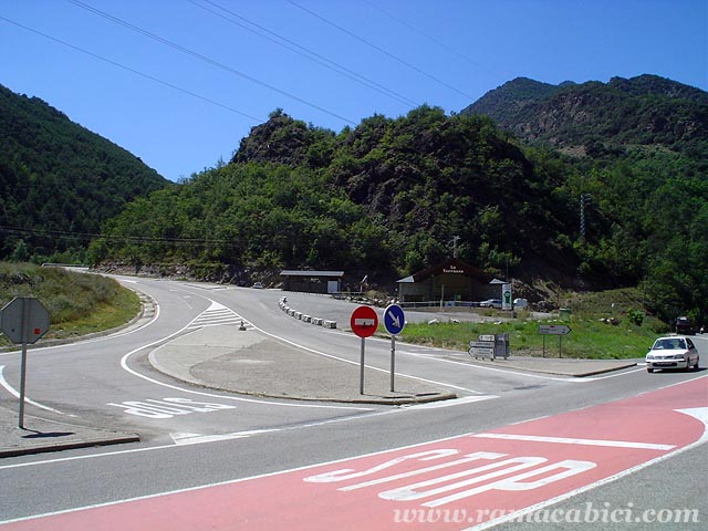 Cruce en direccin a Espot